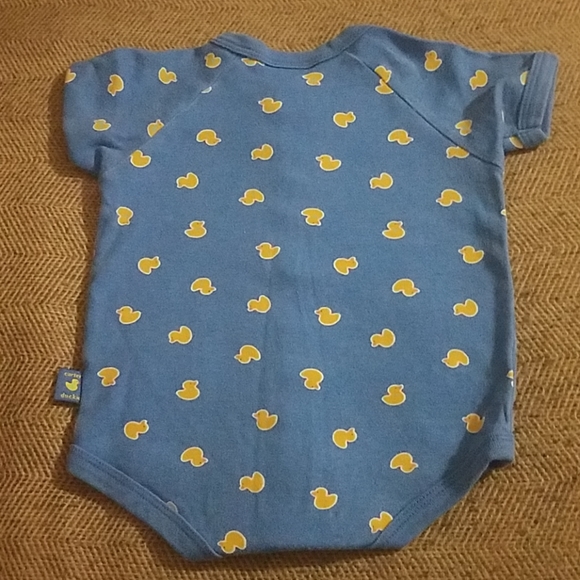 🏖Carter's 0-3mo baby duckie onesie - Picture 2 of 2